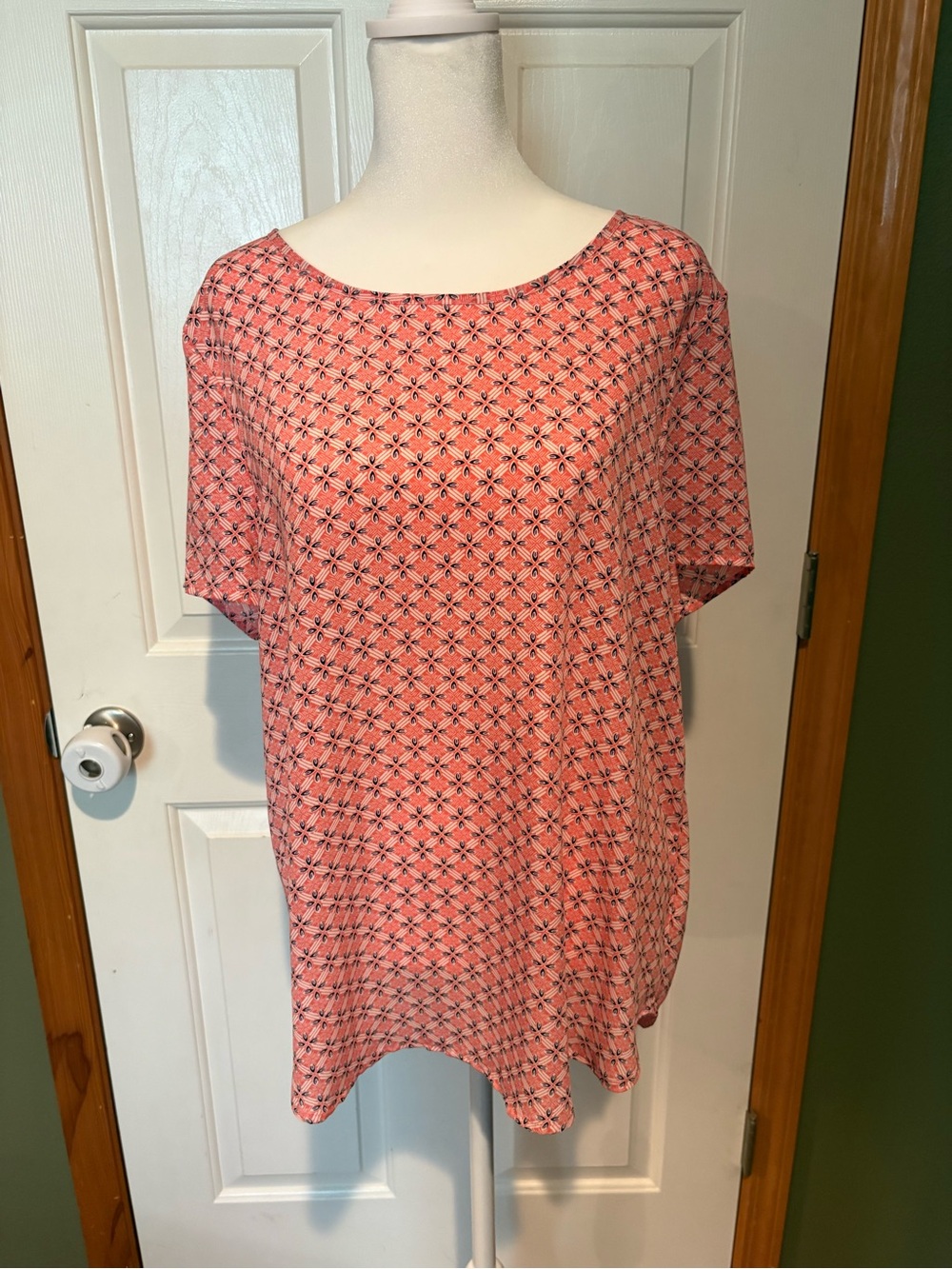 Pleione Pink Geometric Short Sleeve Tunic
